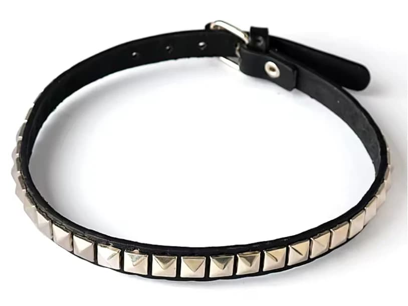 Choker de cuero con remaches - Imagen 1