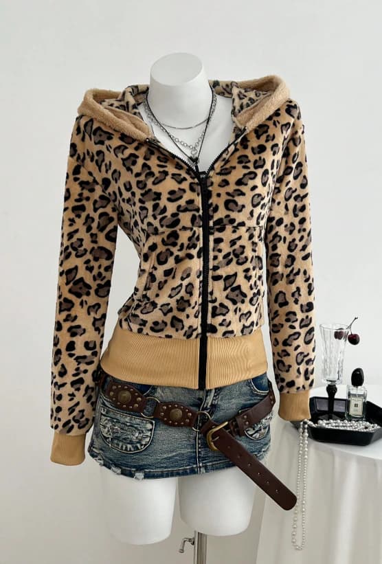 Chaqueta con capucha con cremallera, forro térmico y cuello grueso y esponjoso con estampado de leopardo - Imagen 4