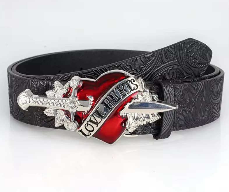 Cinturón de Corazón y Espada