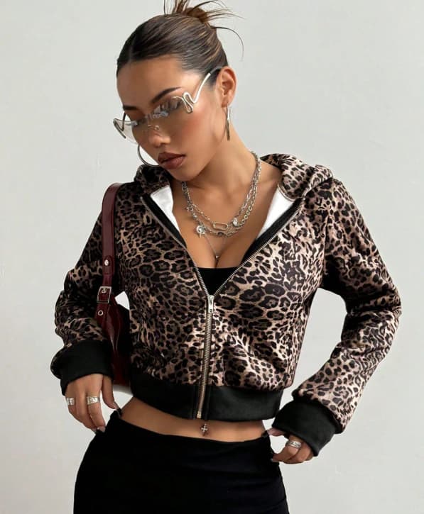 Sudadera con capucha con cremallera y estampado de leopardo - Imagen 3