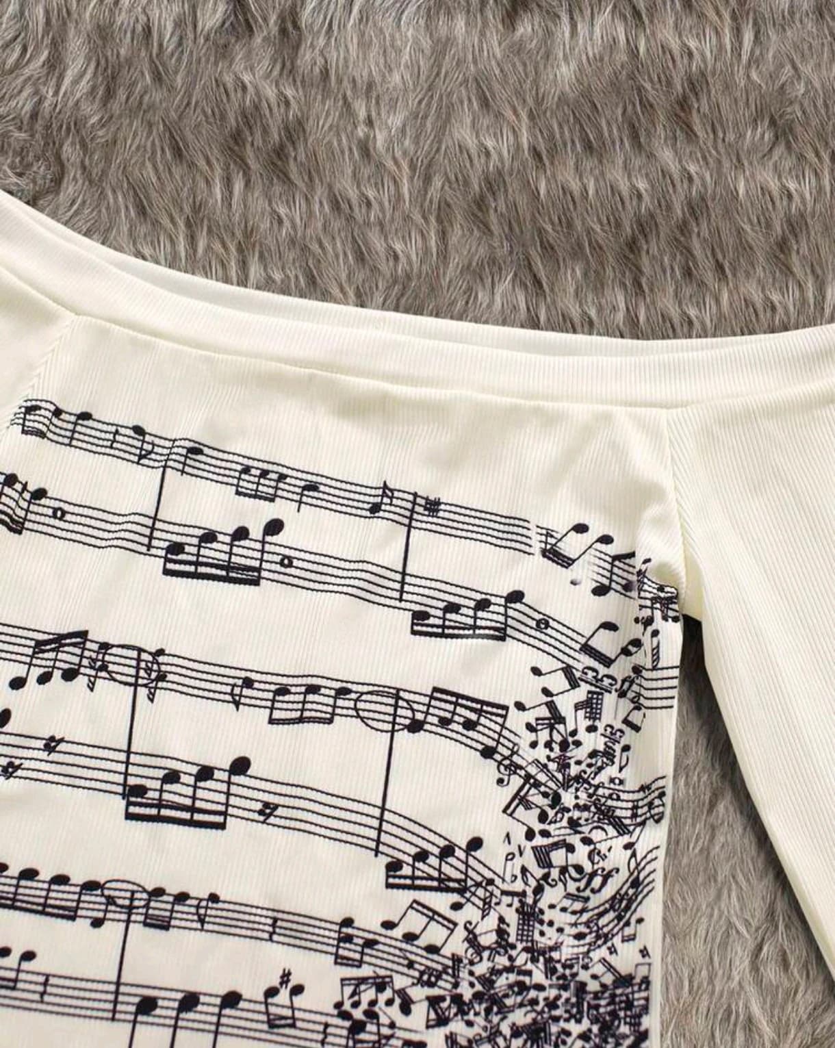Blusa Ajustada de Manga Larga - Estampado Musical - Imagen 4
