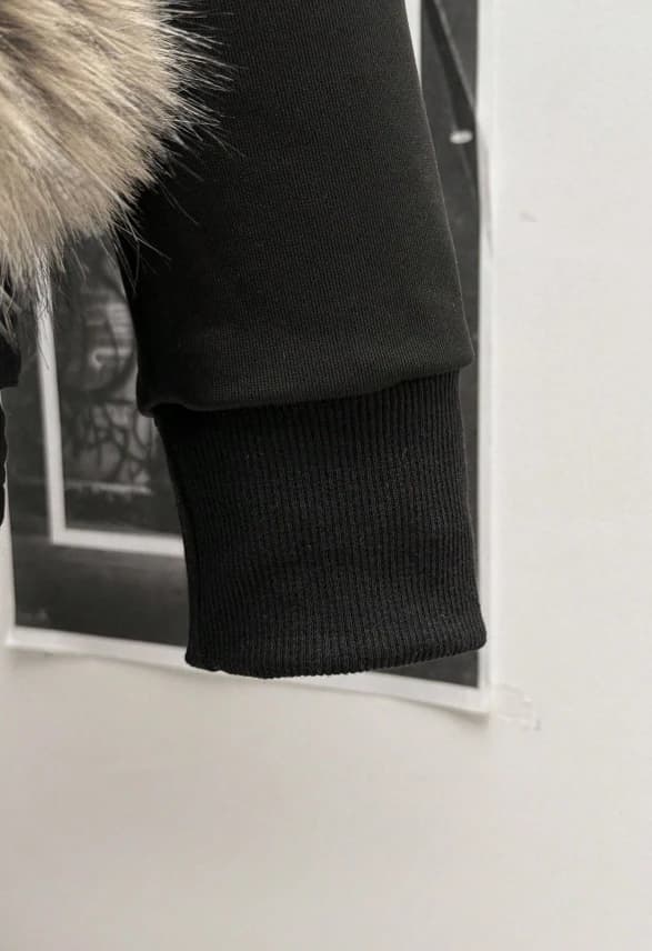 Chaqueta con capucha, cuello de piel y ajustada de manga larga para mujer - Imagen 4