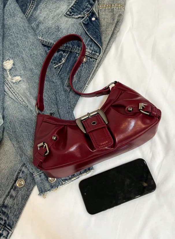 Cartera burdeos con remaches - Imagen 5