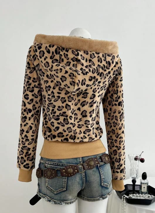 Chaqueta con capucha con cremallera, forro térmico y cuello grueso y esponjoso con estampado de leopardo - Imagen 2